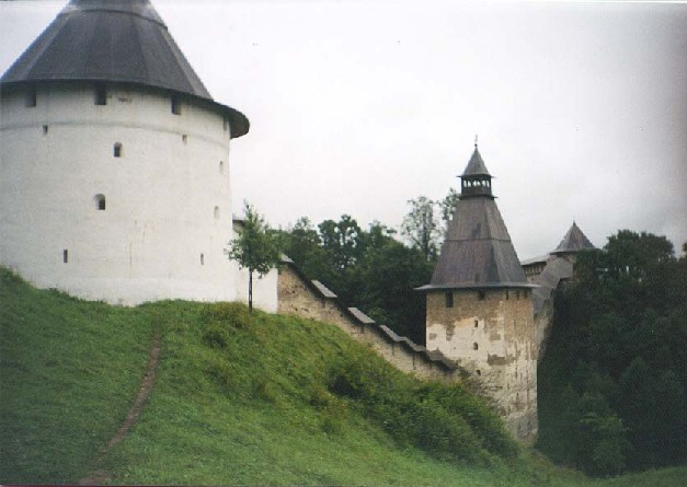Псково-Печерский монастырь. XV век