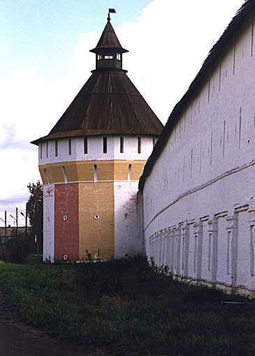 Спасо-Прилуцкий монастырь. Башня